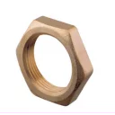 messingmutter-1-kontra-messingmutter-uten-flens